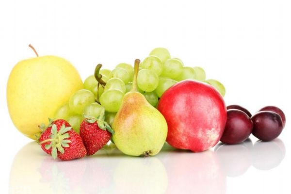 孕妇每天吃几个水果合适,怀孕早期每天吃多少水果