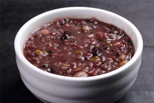 孕妇吃八宝粥的好处,孕妇吃八宝粥对胎儿好吗