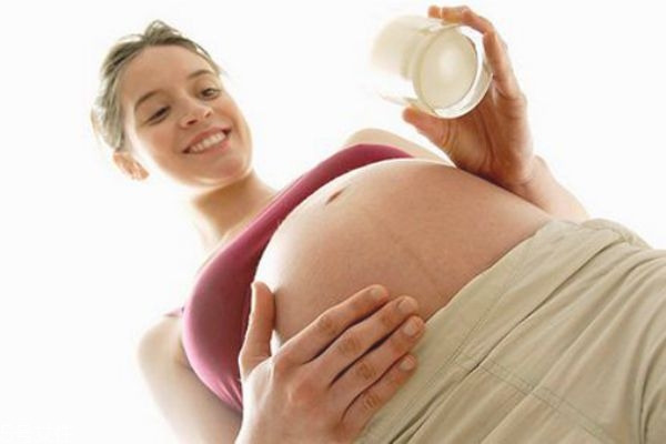 孕妇什么时间补钙效果最好,孕期什么时候补钙最佳时间