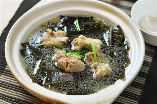 孕妇喝海带汤的好处,怀孕喝海带汤好吗