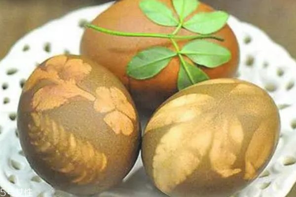 莲蓬煮鸡蛋去胎毒做法,孕妇吃鹅蛋去胎毒做法 莲蓬煮鸡蛋去胎毒做法,孕妇吃鹅蛋去胎毒做法