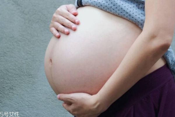 孕期湿热会影响胎儿吗,湿热会影响怀孕吗?