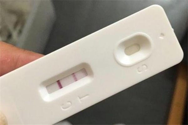 验孕棒淋尿到观察窗口,验孕棒视窗淋尿了还准确吗