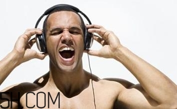 前列腺异位早期有哪些症状(前列腺异常的症状有哪些)