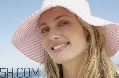 哪些情况烤瓷牙可以取下来(烤瓷牙可以取下来吗)