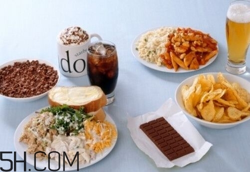 丰胸不宜吃什么(隆胸手术后不能吃什么)