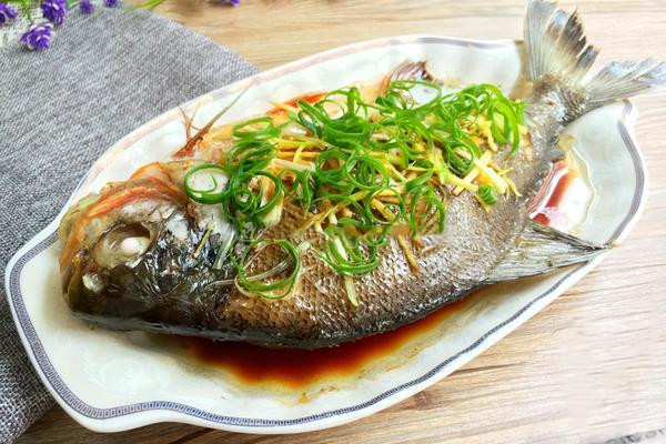 怎么可以快速剔除鱼刺(怎么才能完整的剔除鱼刺)