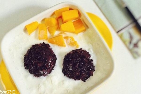 芒果白雪黑糯米有哪些营养(满记芒果白雪黑糯米) 芒果白雪黑糯米有哪些营养(满记芒果白雪黑糯米)