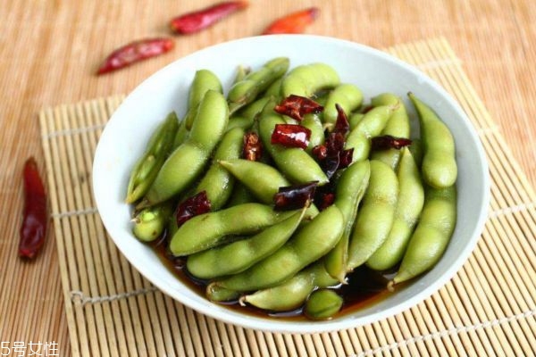 冬天宝宝穿连体衣好还是分体衣好(冬天宝宝穿连体衣好还是分体衣好?) 冬天宝宝穿连体衣好还是分体衣好(冬天宝宝穿连体衣好还是分体衣好?)