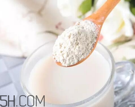 如何冲泡蛋白粉(如何冲泡蛋白粉不结块) 如何冲泡蛋白粉(如何冲泡蛋白粉不结块)