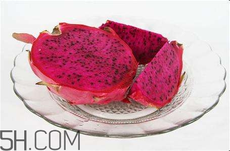火龙果的功效和作用(火龙果的功效和作用上火还是降火)