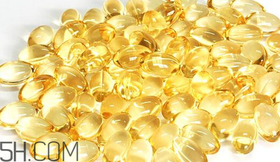 维生素e和维生素c的作用(维生素e和维生素c的作用及功能) 维生素e和维生素c的作用(维生素e和维生素c的作用及功能)