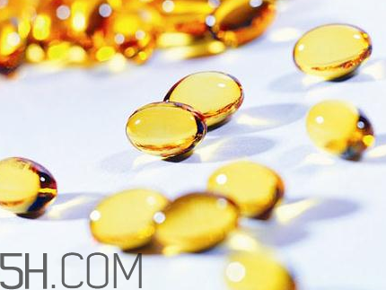 维生素e和c一起吃有什么效果(维生素c,e的作用和功效)