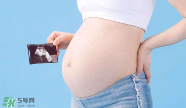 藿香正气水功效(藿香正气水功效和作用及副作用) 藿香正气水功效(藿香正气水功效和作用及副作用)