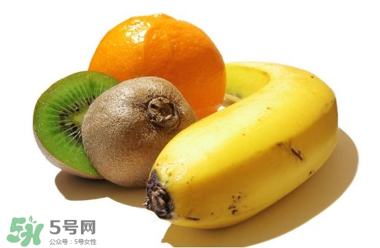 吃酸可以缓解孕吐,怀孕吐的酸味怎么回事 吃酸可以缓解孕吐,怀孕吐的酸味怎么回事