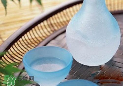 孕妇能用白醋洗脸吗?,孕期用醋洗脸好吗