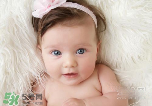 从妊娠线怎么判断男女,孕妇的妊娠线可以看出男女么 从妊娠线怎么判断男女,孕妇的妊娠线可以看出男女么