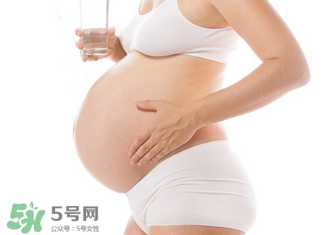 怀孕6个多月烧心怎么回事,怀孕6个月老是烧心怎么办