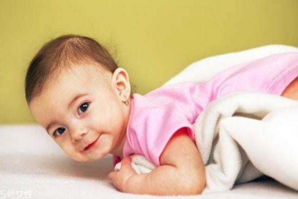 缓解宝宝胀气小妙招(缓解宝宝胀气的方法)