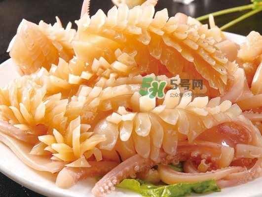 鱿鱼怎样焯水不老,鱿鱼怎样焯水