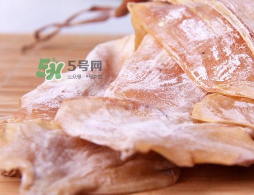 鱿鱼干煲汤的做法大全家常窍门,鱿鱼干煲汤的做法 鱿鱼干煲汤的做法大全家常窍门,鱿鱼干煲汤的做法