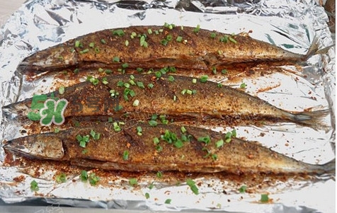 烤箱烤秋刀鱼的温度和时间,烤秋刀鱼多少度多少时间