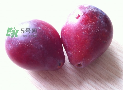 西梅可以空腹吃吗,西梅汁可以空腹喝吗