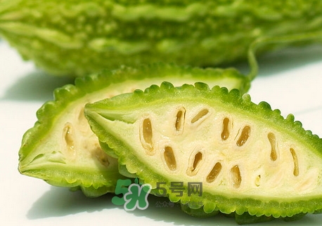 苦瓜的功效和作用禁忌,苦瓜的功效和作用害处