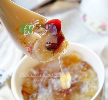 皂角米炖燕窝功效,皂角米炖燕窝 皂角米炖燕窝功效,皂角米炖燕窝