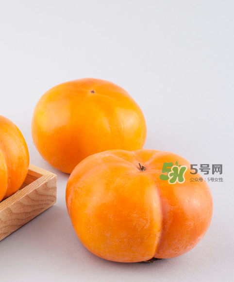 脆柿子怎么挑选,哪里的脆柿子最好吃最出名