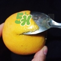 橙子怎么剥皮简单,橙子怎样剥皮简单