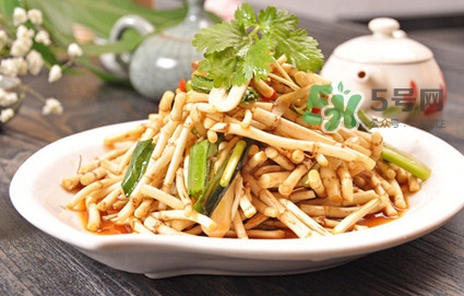 鱼腥草一天吃多少合适,新鲜鱼腥草一次可以吃多少