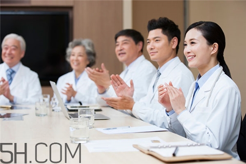 白内障食疗(白内障食疗吃什么好)