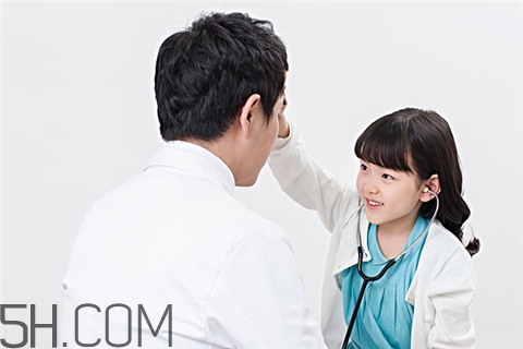 白内障怎么得的(白内障怎么得的此病)