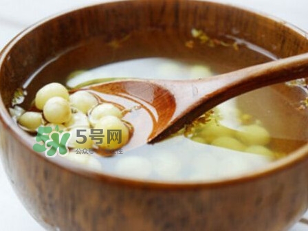 新鲜鸡头米什么人不能吃,鸡头米什么人不能吃一次吃多少