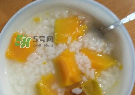 南瓜粥的功效和作用禁忌,南瓜粥可以加百合一起煮吗