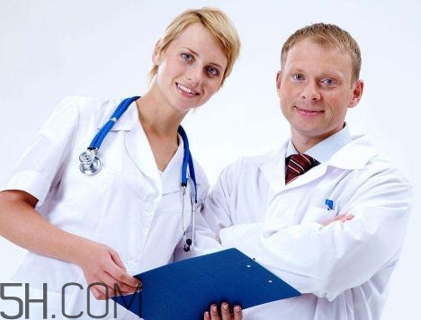 精索静脉曲张具体症状(男人精索静脉曲张有什么症状)