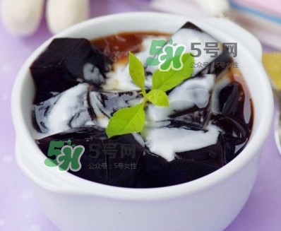 仙草冻的功效和作用,烧仙草冻的功效和作用