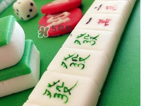 翻糖蛋糕为什么那么贵,翻糖蛋糕贵吗