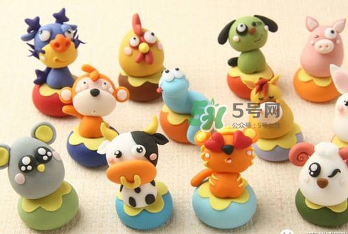 翻糖蛋糕和普通蛋糕区别,翻糖蛋糕和奶油蛋糕的区别 翻糖蛋糕和普通蛋糕区别,翻糖蛋糕和奶油蛋糕的区别