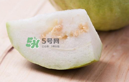 芭乐怎么吃籽能吃吗,芭乐怎么吃要削皮吗