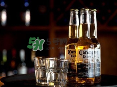 科罗娜啤酒怎么喝好喝,科罗娜啤酒怎么喝法