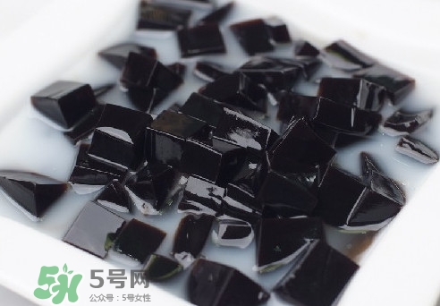 自己做的龟苓膏能放几天,自己做的龟苓膏能放多久 自己做的龟苓膏能放几天,自己做的龟苓膏能放多久