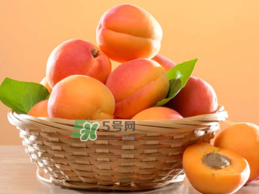 不能空腹吃的水果有哪些,空腹不能吃的10种水果 不能空腹吃的水果有哪些,空腹不能吃的10种水果