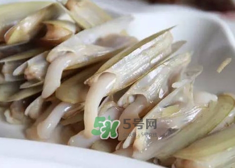 蛏子为什么撒盐就出来了,为什么海蛏子遇到盐就会出来