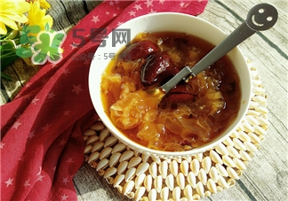 银耳汤煮不烂怎么办,银耳汤为什么熬不粘稠?为什么煮不烂?