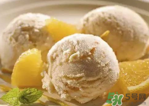 只用蛋清做冰淇淋,冰淇淋不放鸡蛋会怎样