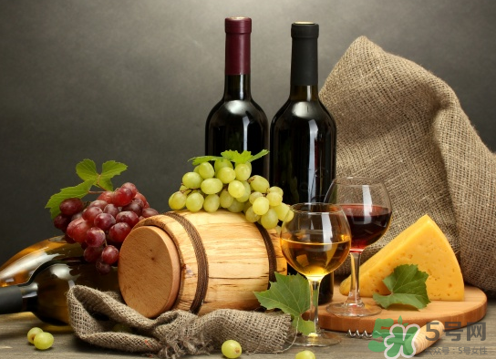 青提可以做葡萄酒吗?,青提葡萄酒的做法视频 青提可以做葡萄酒吗?,青提葡萄酒的做法视频