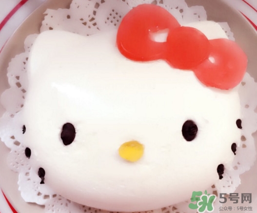 吉利丁片怎么做慕斯蛋糕,吉利丁慕斯蛋糕的做法