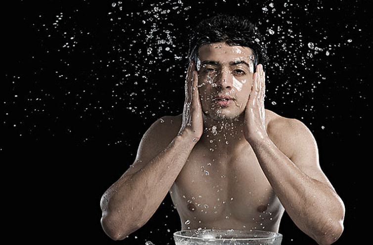 一次洗脸巾的使用方法(一次性洗脸巾正确使用方法)